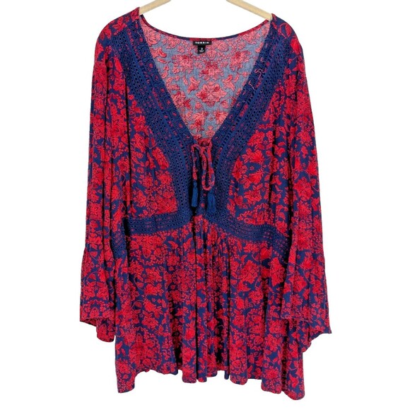 TORRID Top Plus Size 3 Navy Red Floral Baby Doll  Bohemian - Picture 1 of 10
